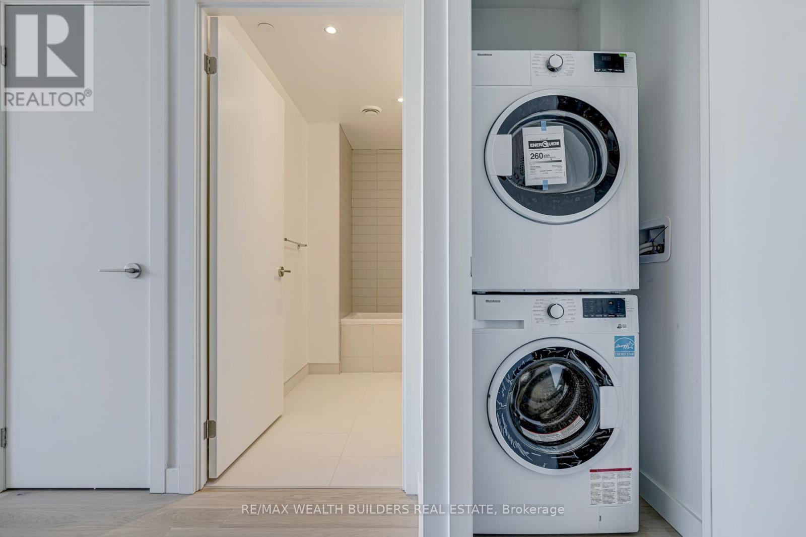 2406 - 2a Church Street, Toronto, Ontario  M5E 0E1 - Photo 19 - C12939928