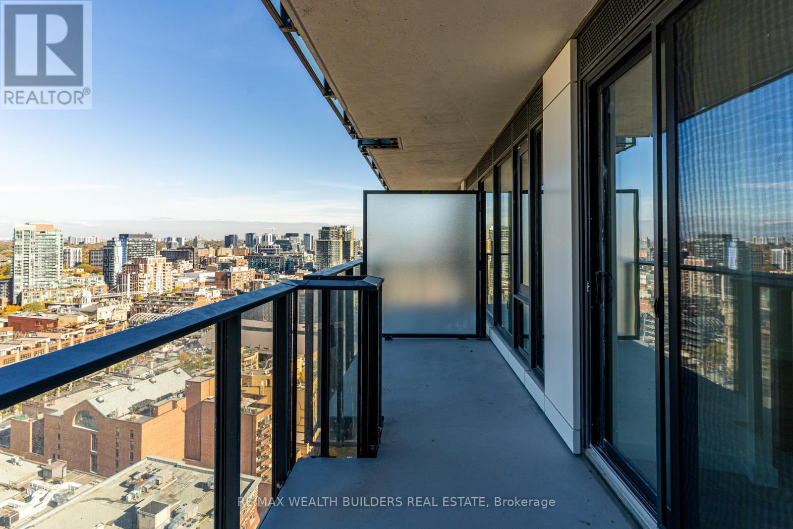 2406 - 2a Church Street, Toronto, Ontario  M5E 0E1 - Photo 21 - C12939928