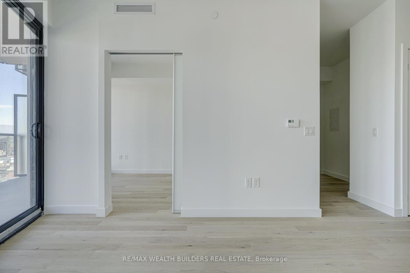 2406 - 2a Church Street, Toronto, Ontario  M5E 0E1 - Photo 9 - C12939928