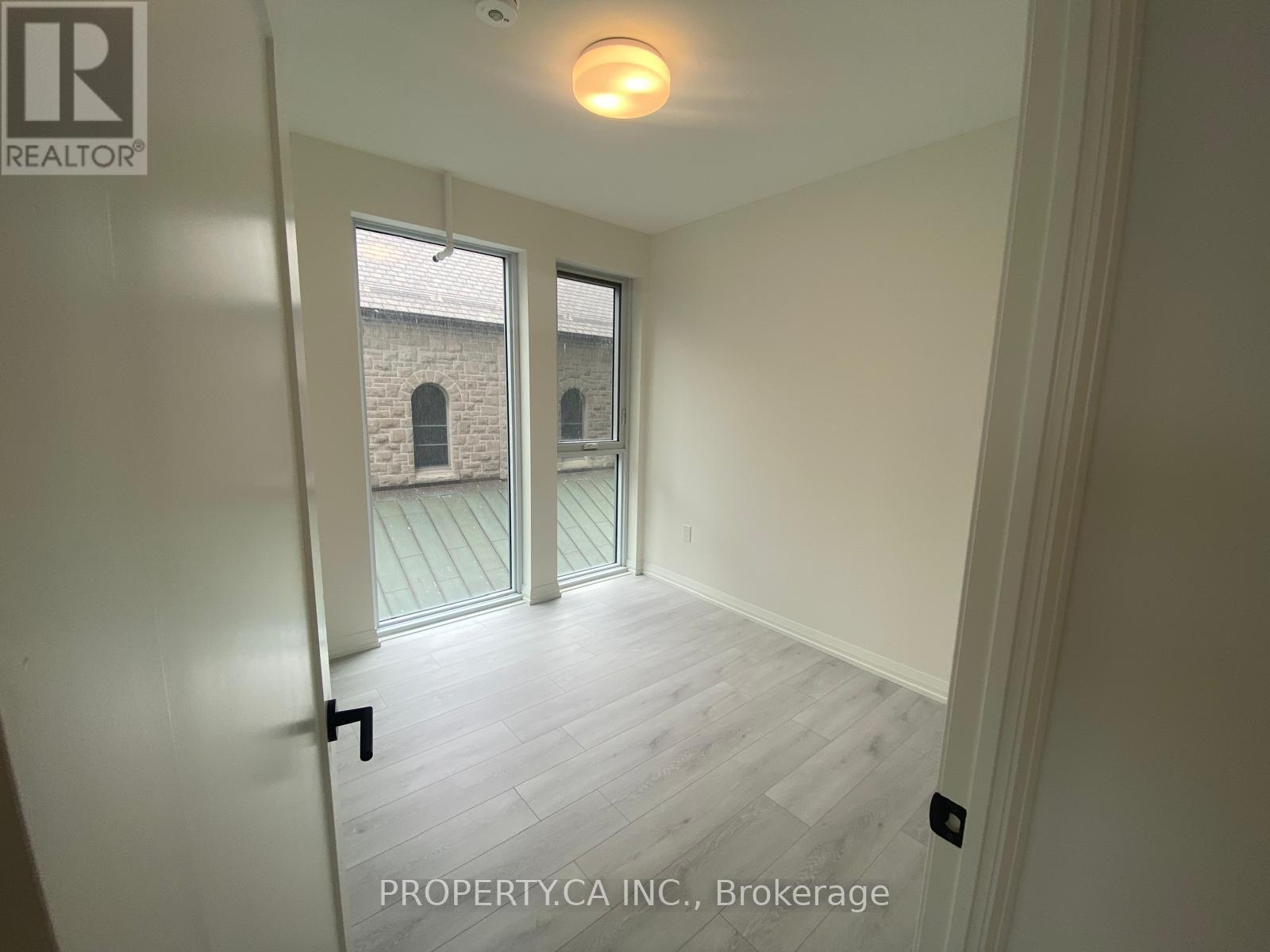 413 - 292 Dundas Street W, Toronto, Ontario  M5T 1G2 - Photo 8 - C12939940