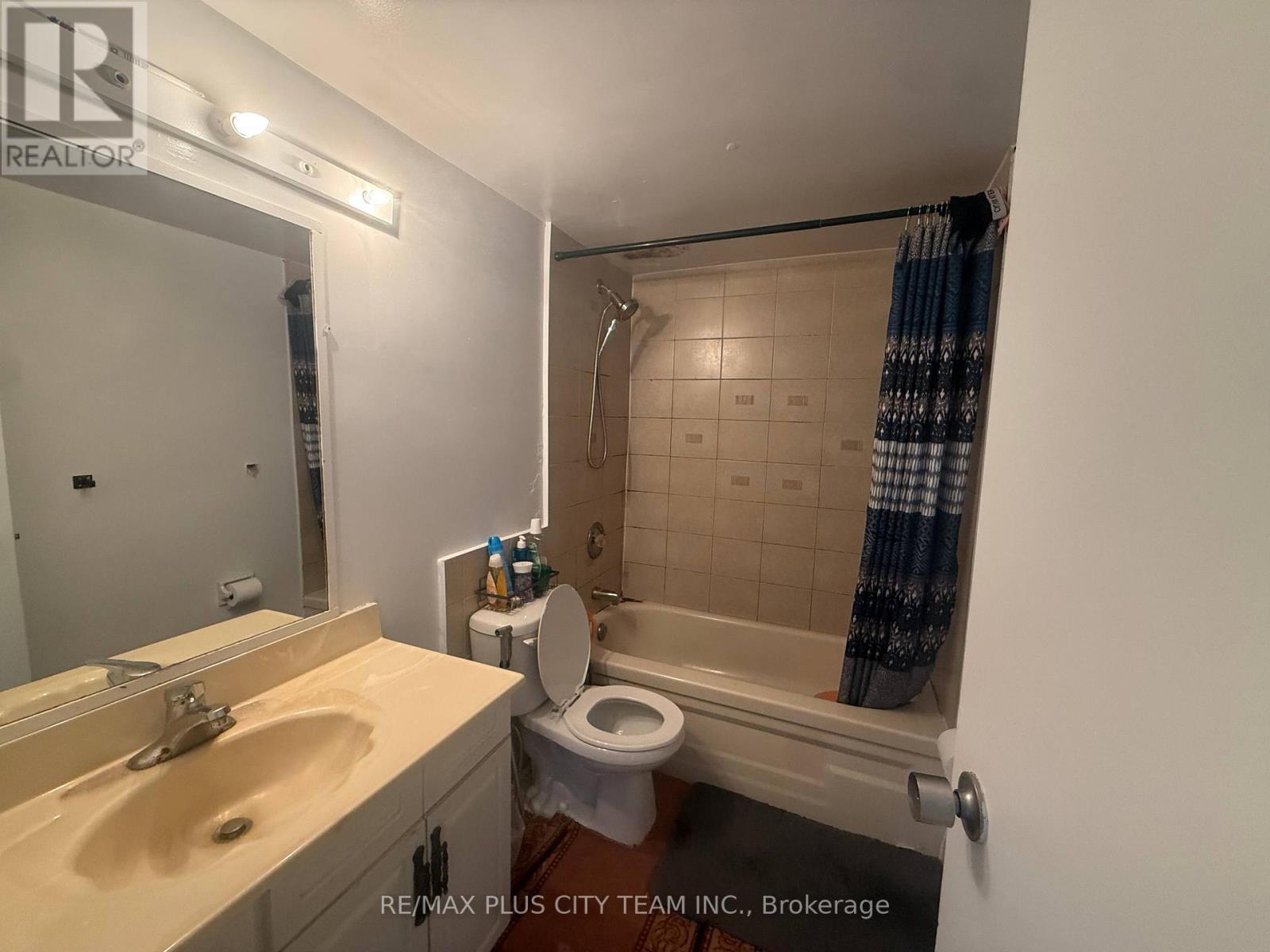 909 - 10 Edgecliff Golfway, Toronto, Ontario  M3C 3A3 - Photo 19 - C12939958