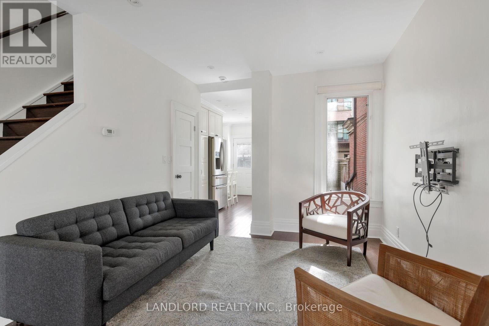 107a Scollard Street, Toronto, Ontario  M5R 1G4 - Photo 14 - C12940058