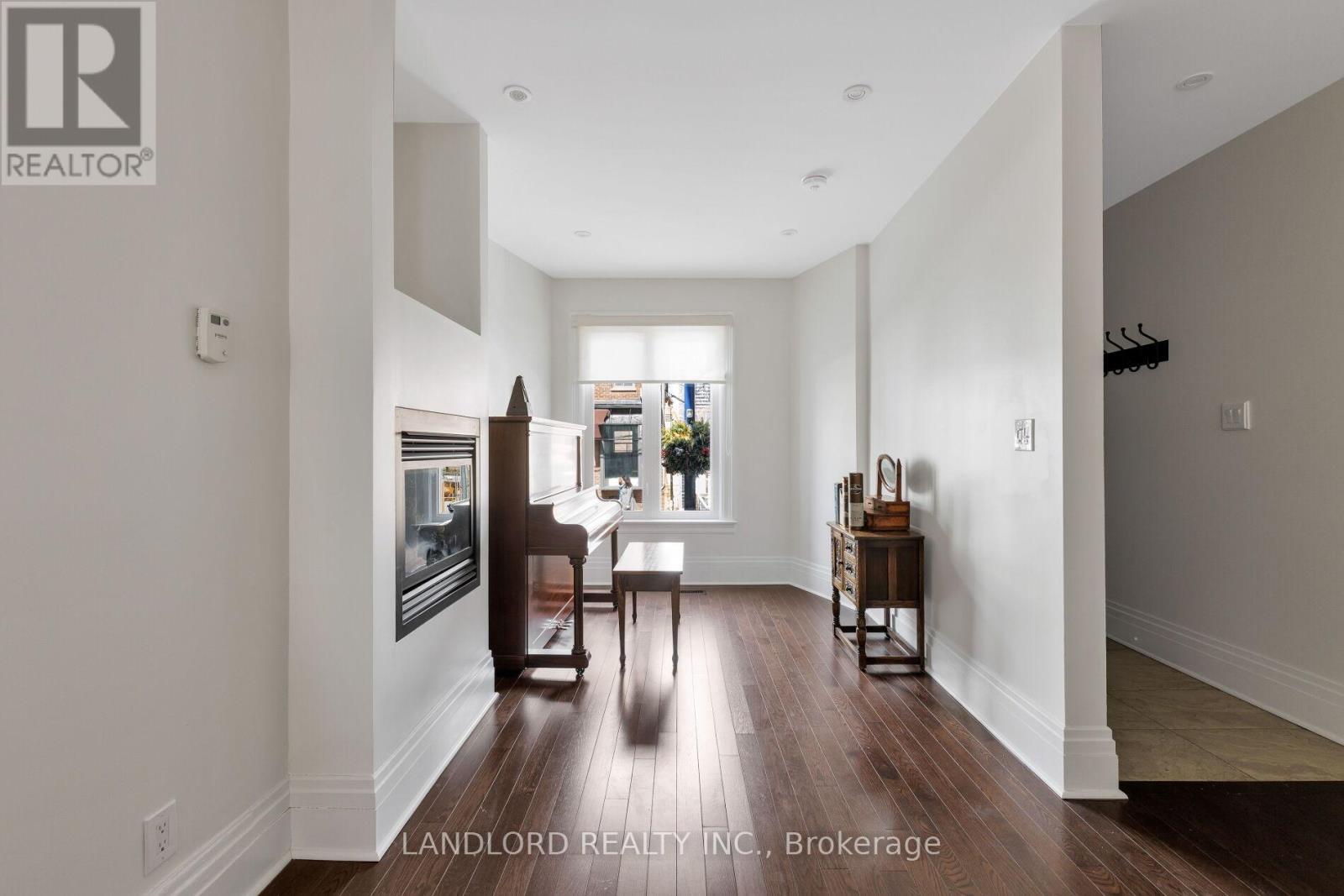 107a Scollard Street, Toronto, Ontario  M5R 1G4 - Photo 9 - C12940058