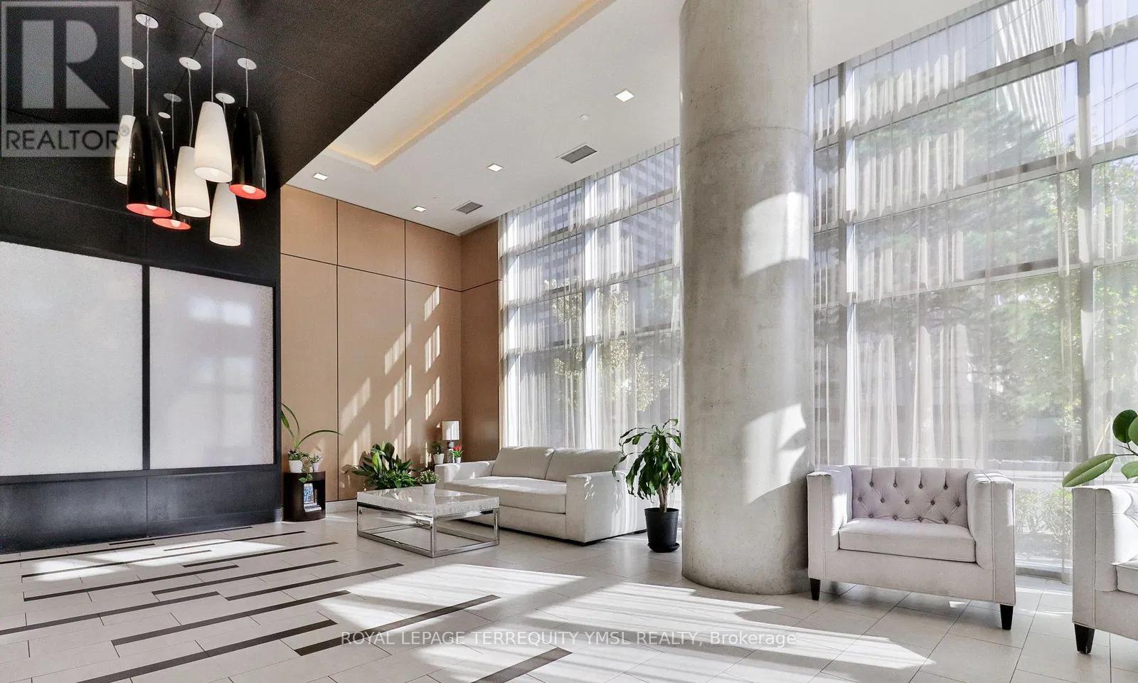 411 - 58 Orchard View Boulevard, Toronto, Ontario  M4R 0A2 - Photo 2 - C12940098