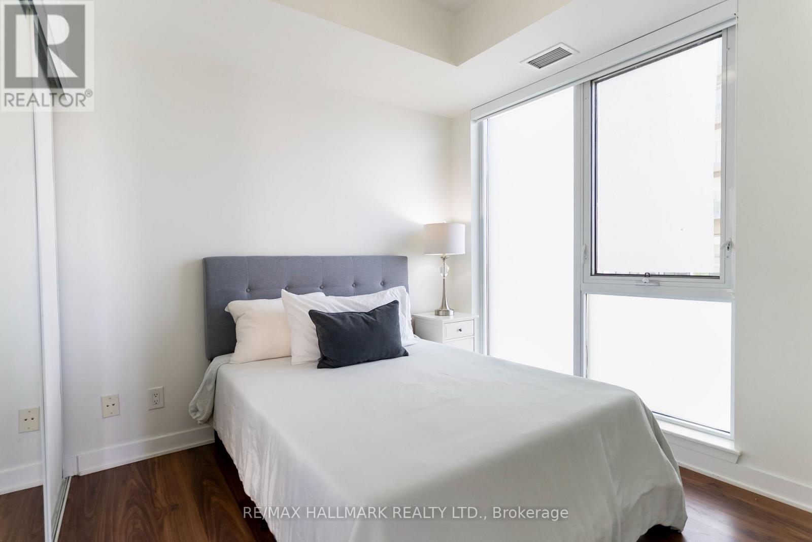 813 - 260 Sackville Street, Toronto, Ontario  M5A 0B3 - Photo 31 - C12940124
