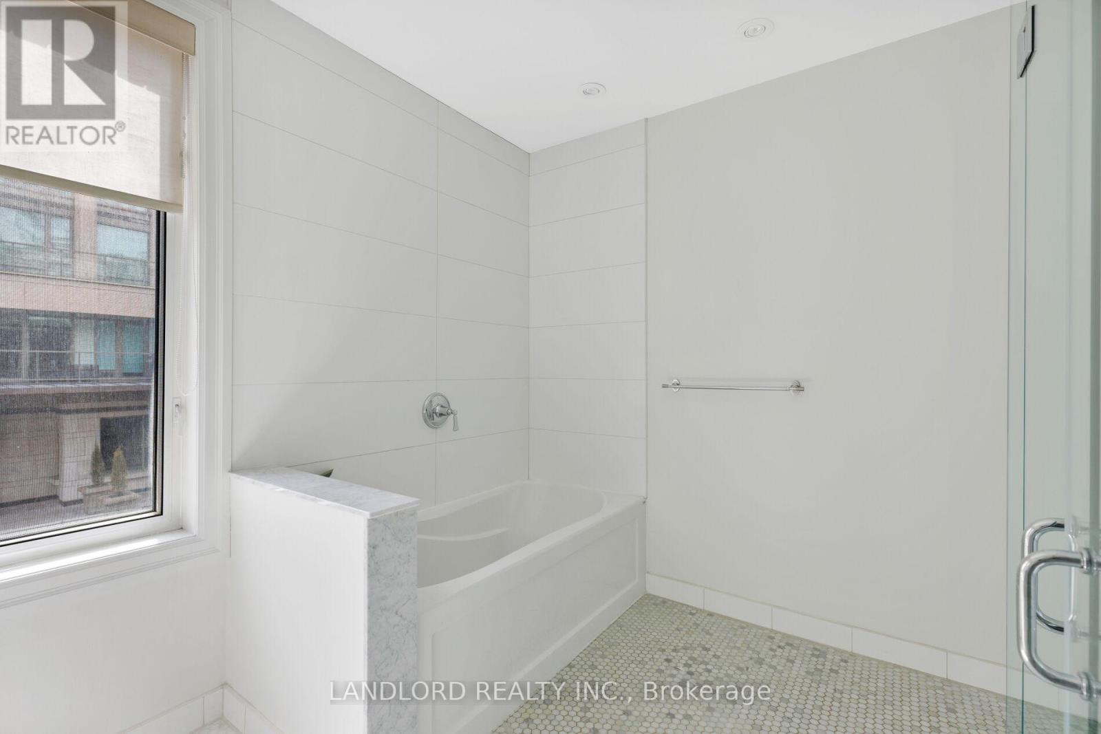 107a Scollard Street, Toronto, Ontario  M5R 1G4 - Photo 26 - C12939678