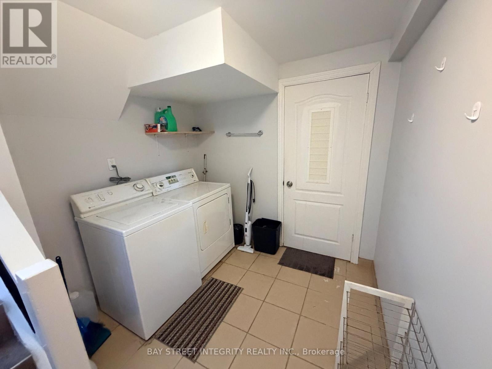 Bsmt - 59 Christina Crescent, Toronto, Ontario  M1R 4H7 - Photo 10 - E12939984