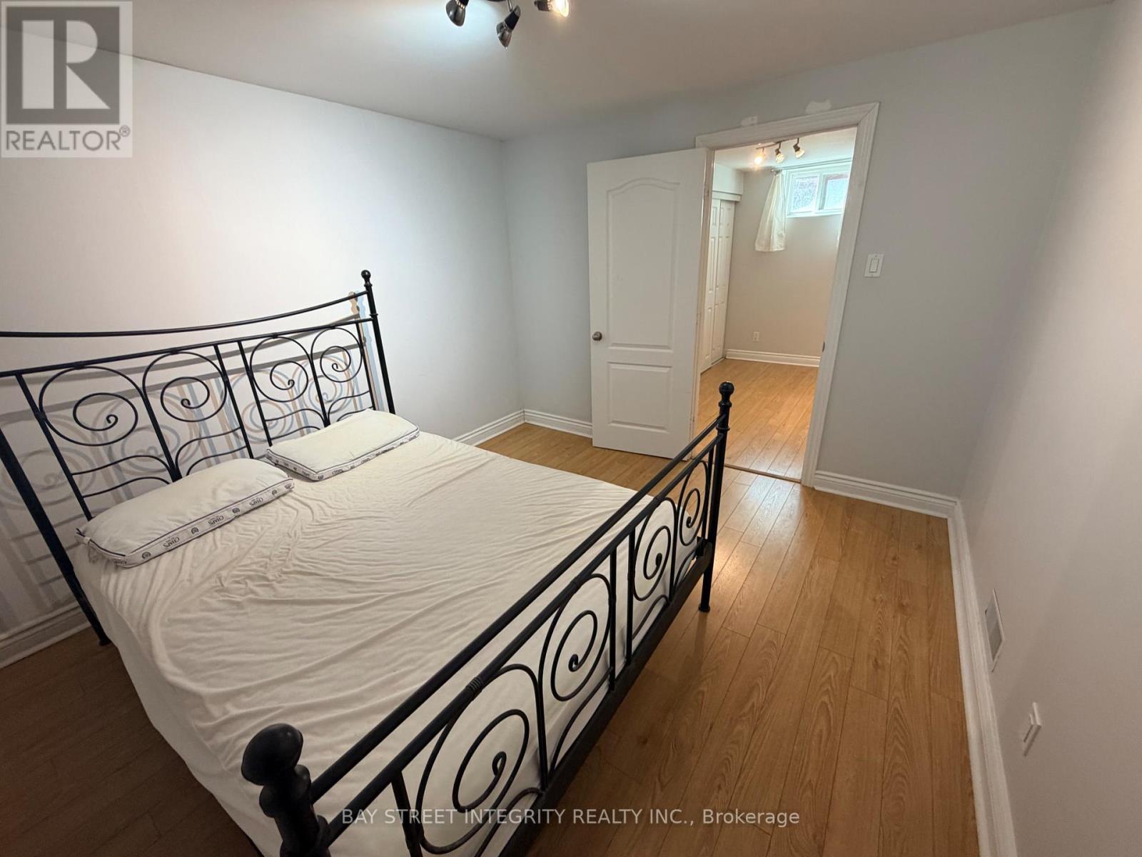 Bsmt - 59 Christina Crescent, Toronto, Ontario  M1R 4H7 - Photo 11 - E12939984