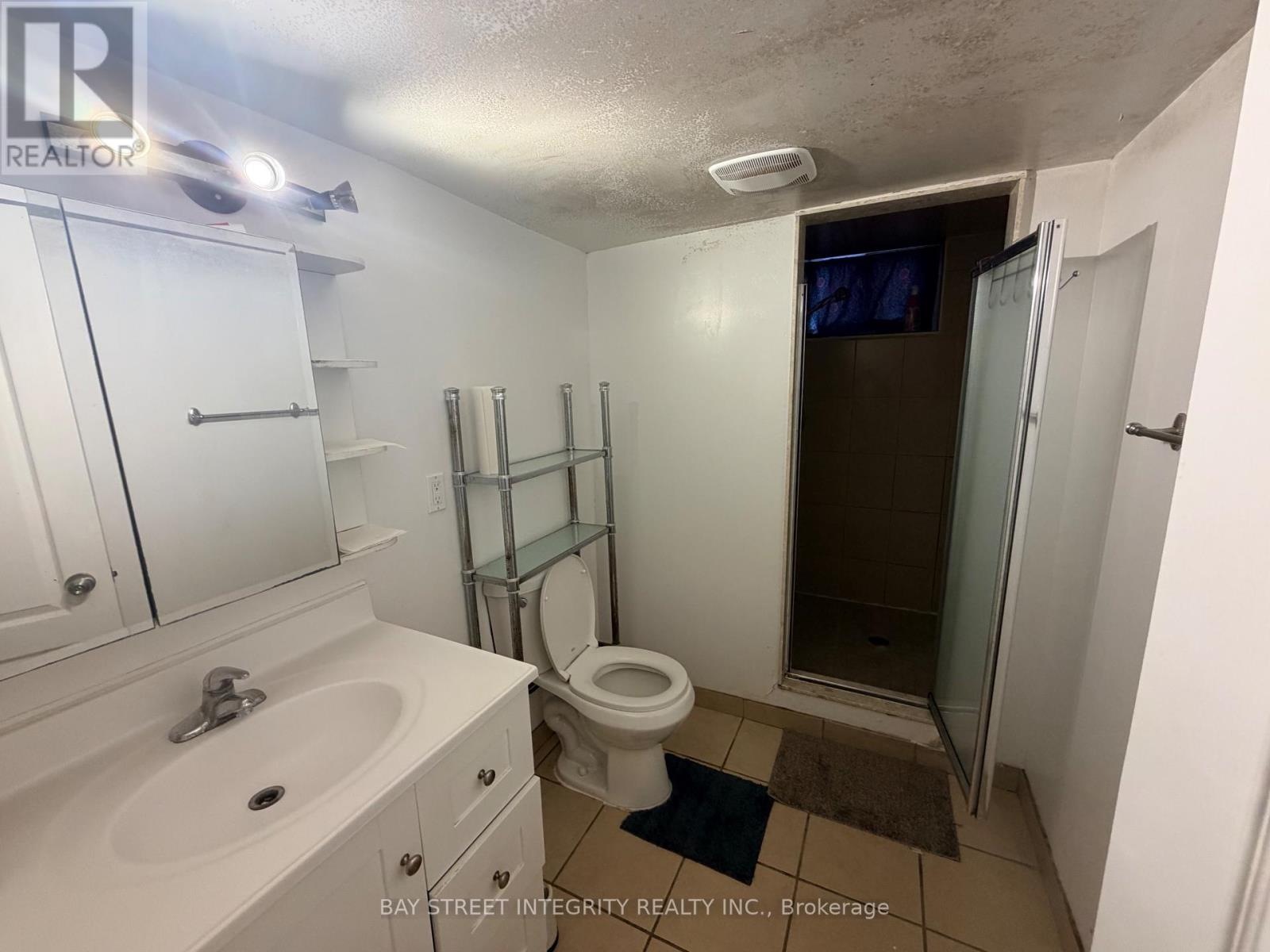 Bsmt - 59 Christina Crescent, Toronto, Ontario  M1R 4H7 - Photo 5 - E12939984