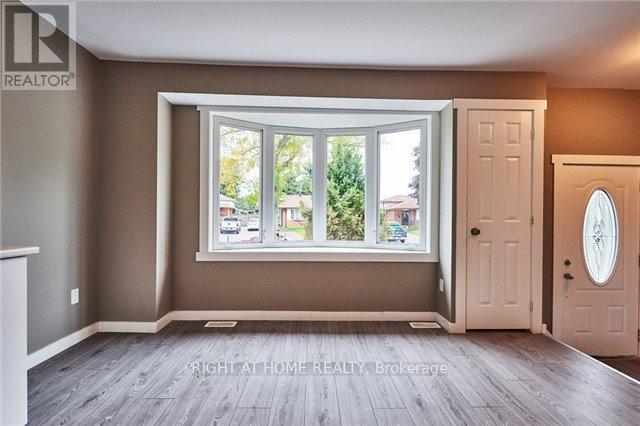 Upper - 225 Kinmount Crescent, Oshawa, Ontario  L1J 3T8 - Photo 3 - E12940054
