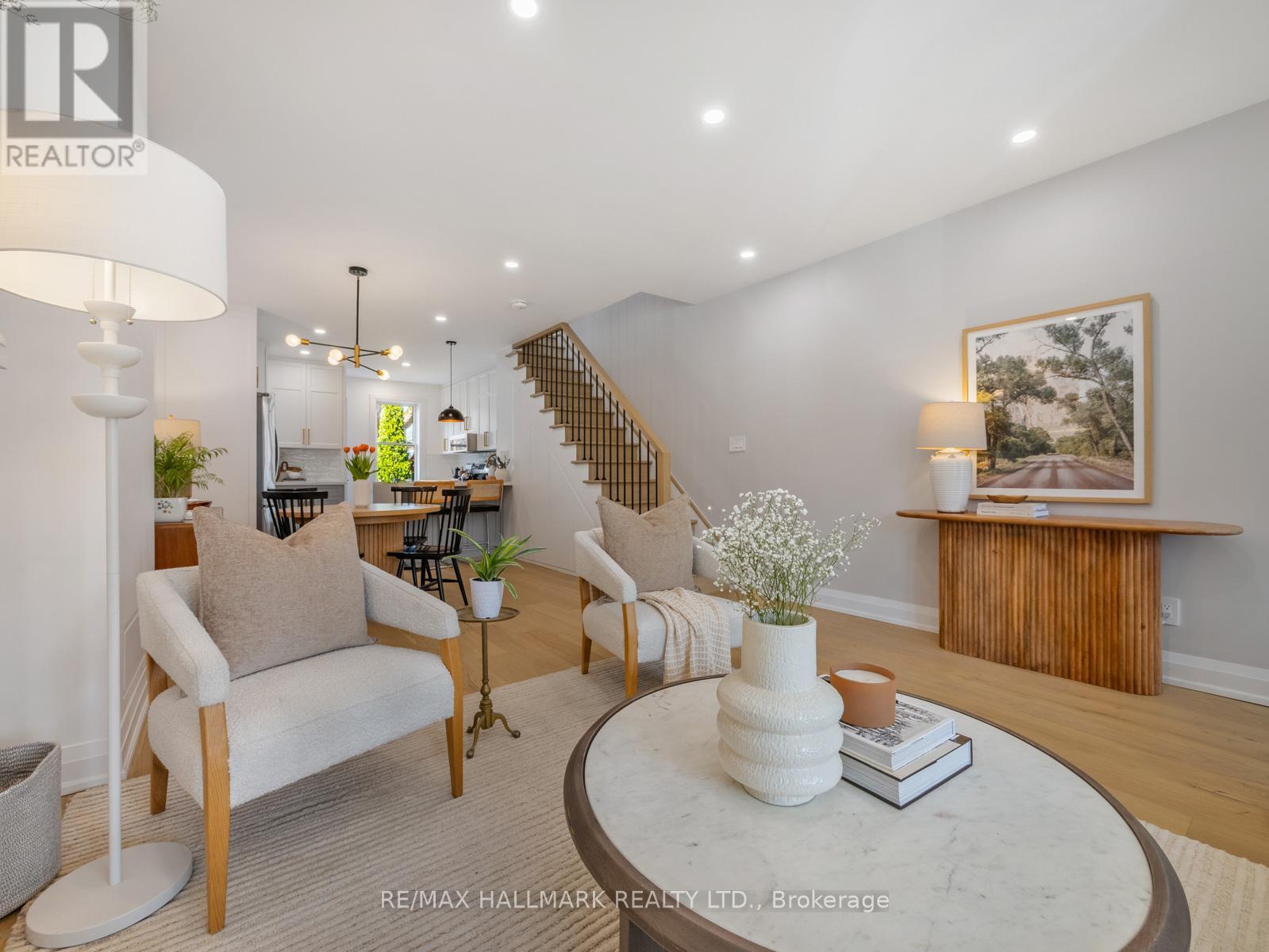 116 Coleman Avenue, Toronto, Ontario  M4C 1R1 - Photo 7 - E12940120