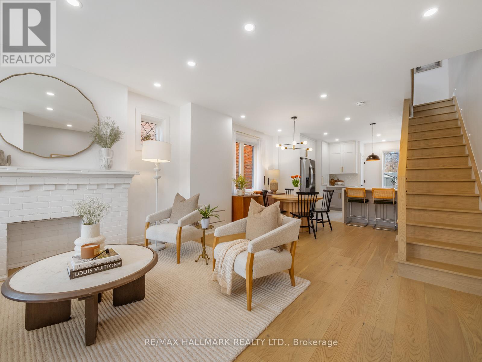 116 Coleman Avenue, Toronto, Ontario  M4C 1R1 - Photo 8 - E12940120