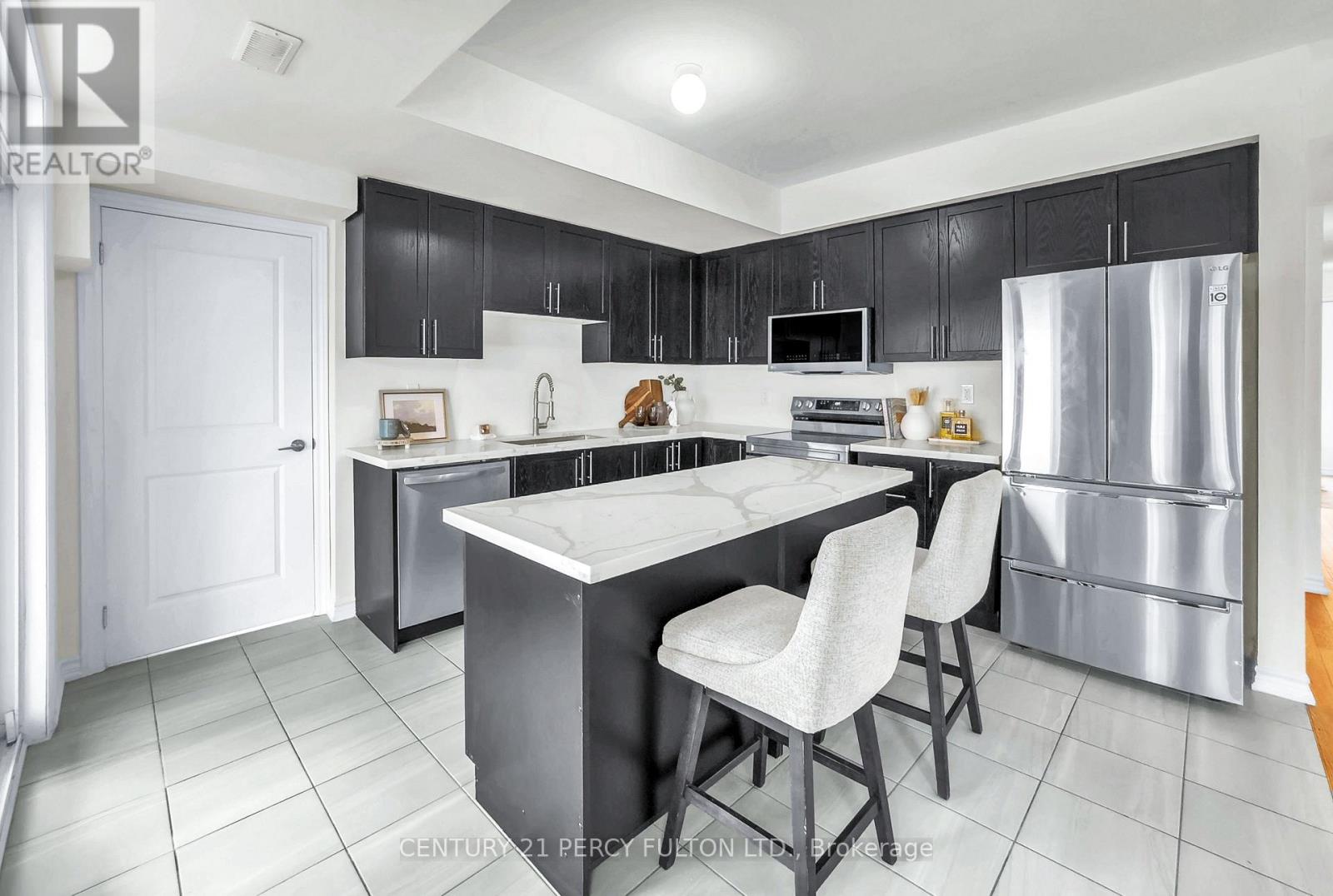 2540 William Jackson Drive, Pickering, Ontario  L1X 0E4 - Photo 19 - E12940128