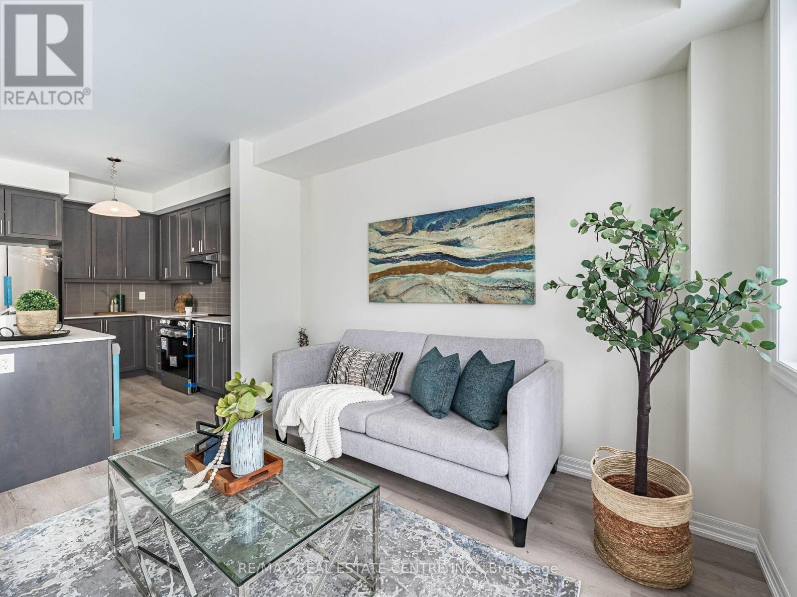 553 Ted Marks Drive, Oshawa, Ontario  L1L 0X3 - Photo 17 - E12940150