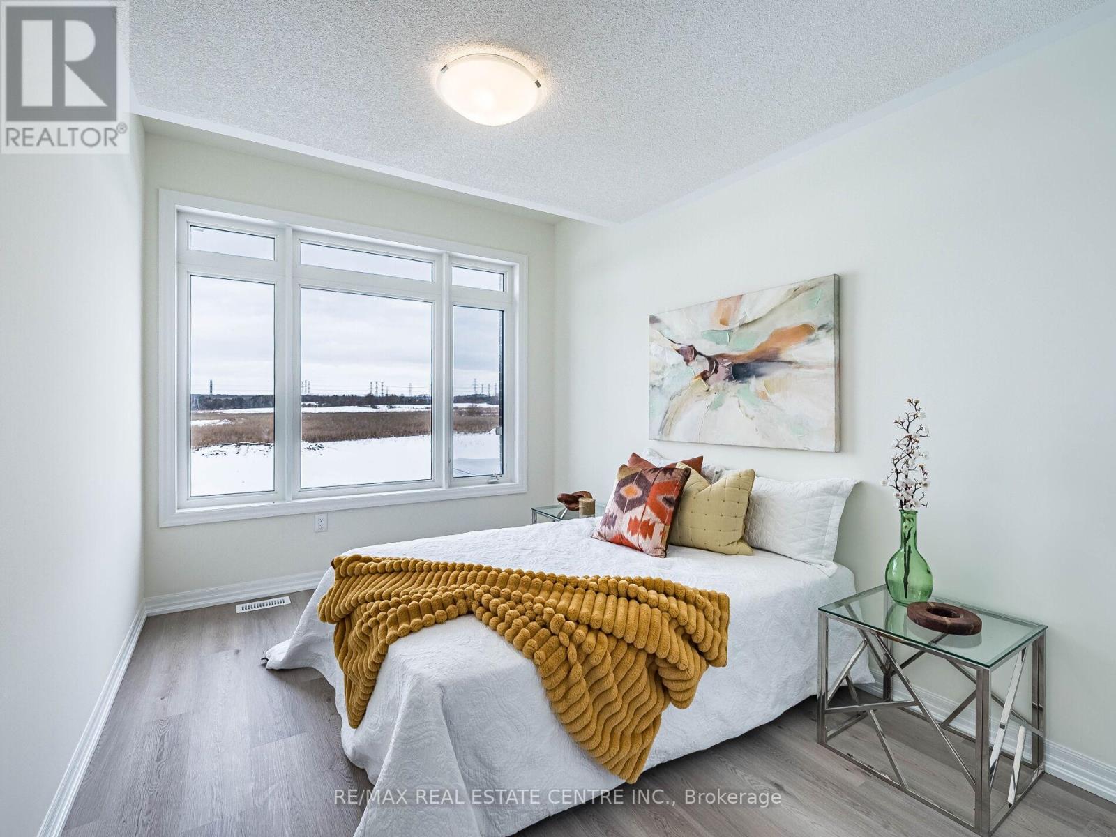 553 Ted Marks Drive, Oshawa, Ontario  L1L 0X3 - Photo 38 - E12940150