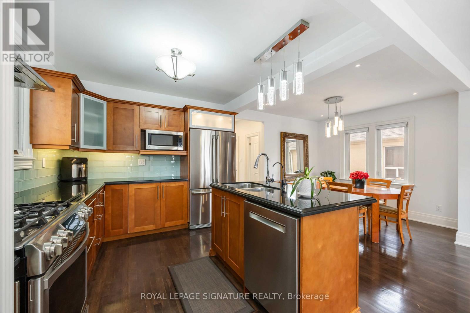 35 Rainbow Drive, Vaughan, Ontario L4L 2K3 - Photo 8 - N12921894