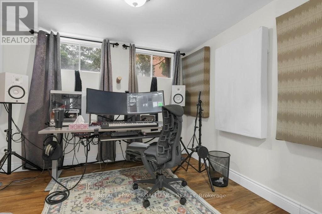 6 Bridlewood Lane, Quinte West, Ontario  K8V 6N4 - Photo 42 - X12929972