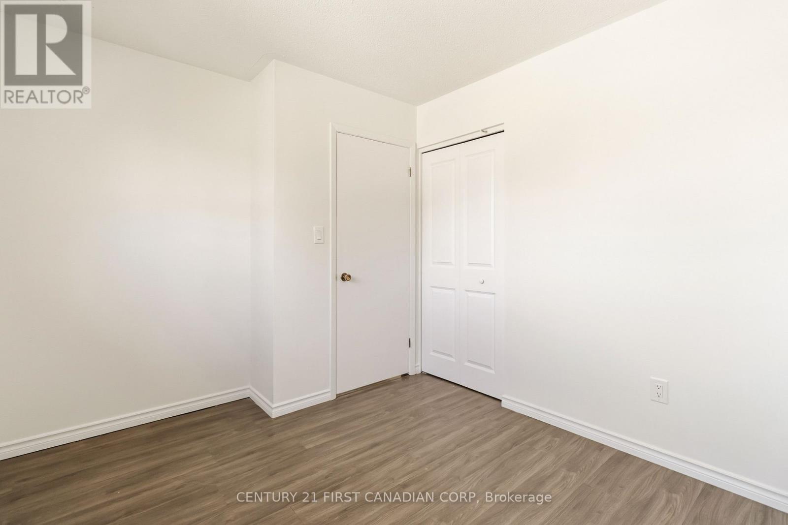 6 Spartan Drive, Brantford, Ontario  N3R 6C7 - Photo 27 - X12697724