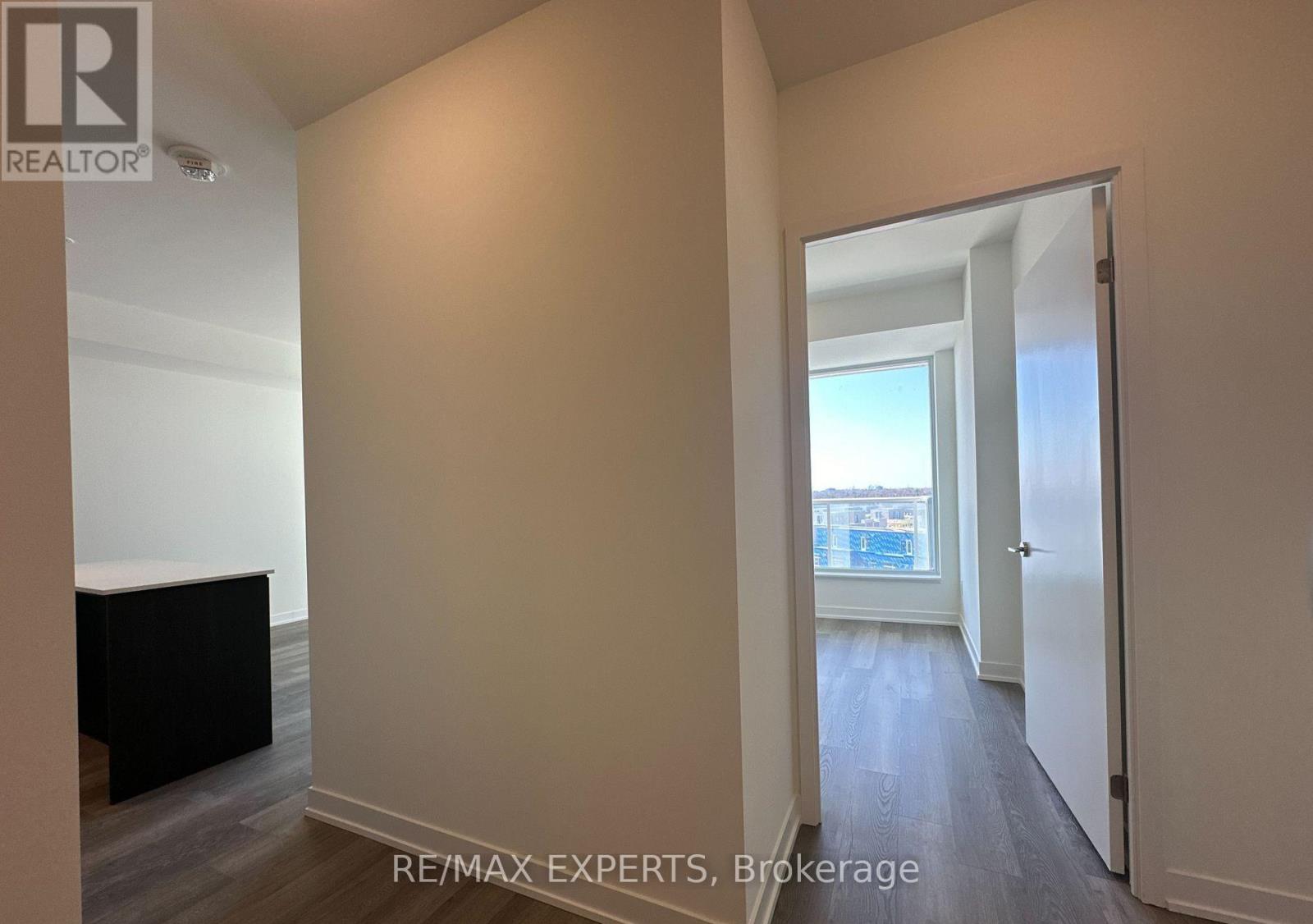 701 - 6 David Eyer Road, Richmond Hill, Ontario  L4S 0N5 - Photo 12 - N12940078