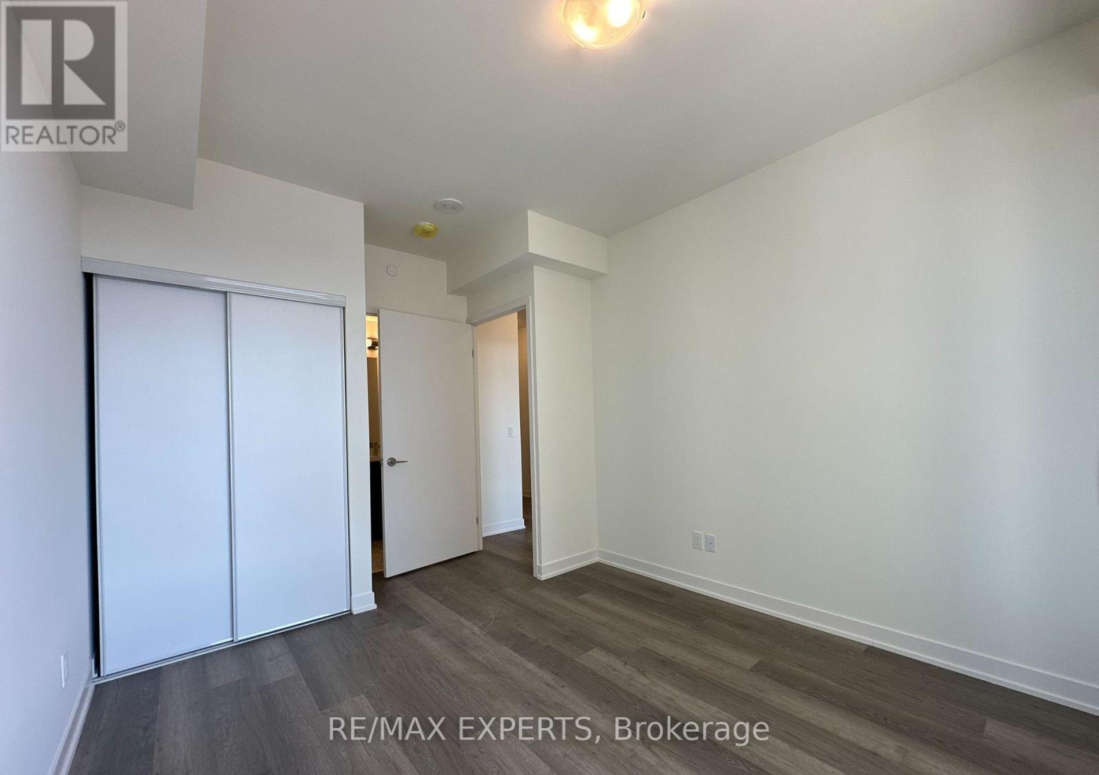 701 - 6 David Eyer Road, Richmond Hill, Ontario  L4S 0N5 - Photo 21 - N12940078