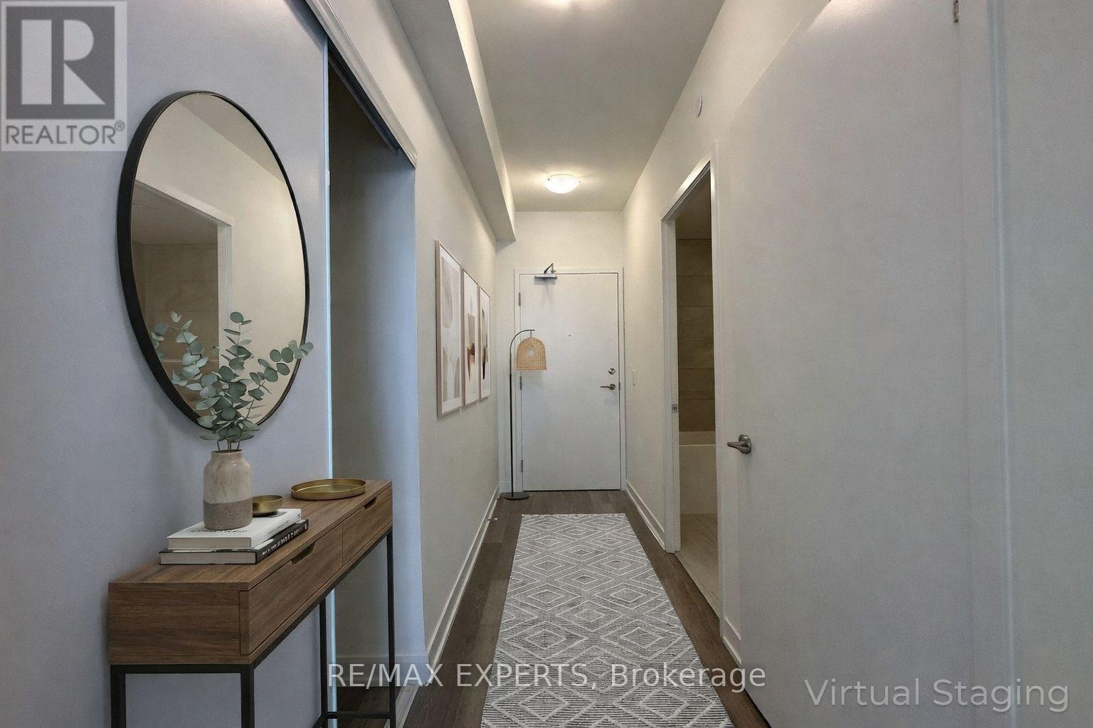 701 - 6 David Eyer Road, Richmond Hill, Ontario  L4S 0N5 - Photo 4 - N12940078