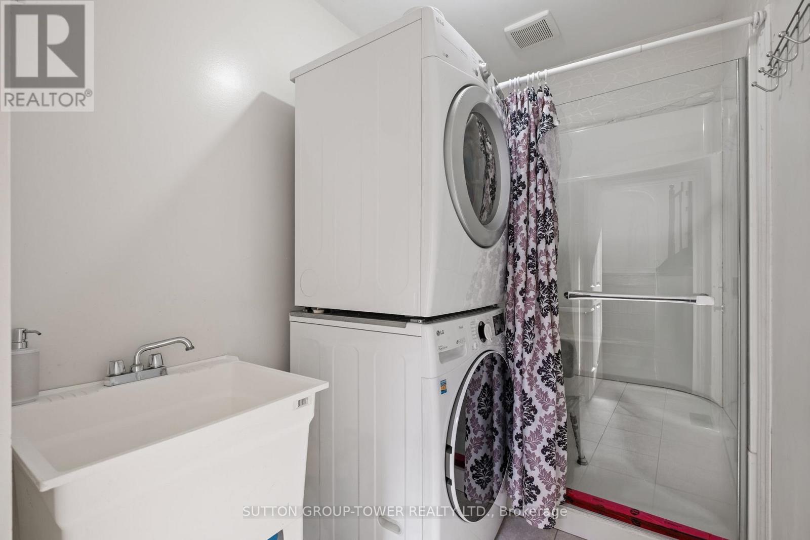 78 Romanelli Crescent, Bradford West Gwillimbury, Ontario  L3Z 0X7 - Photo 18 - N12940084