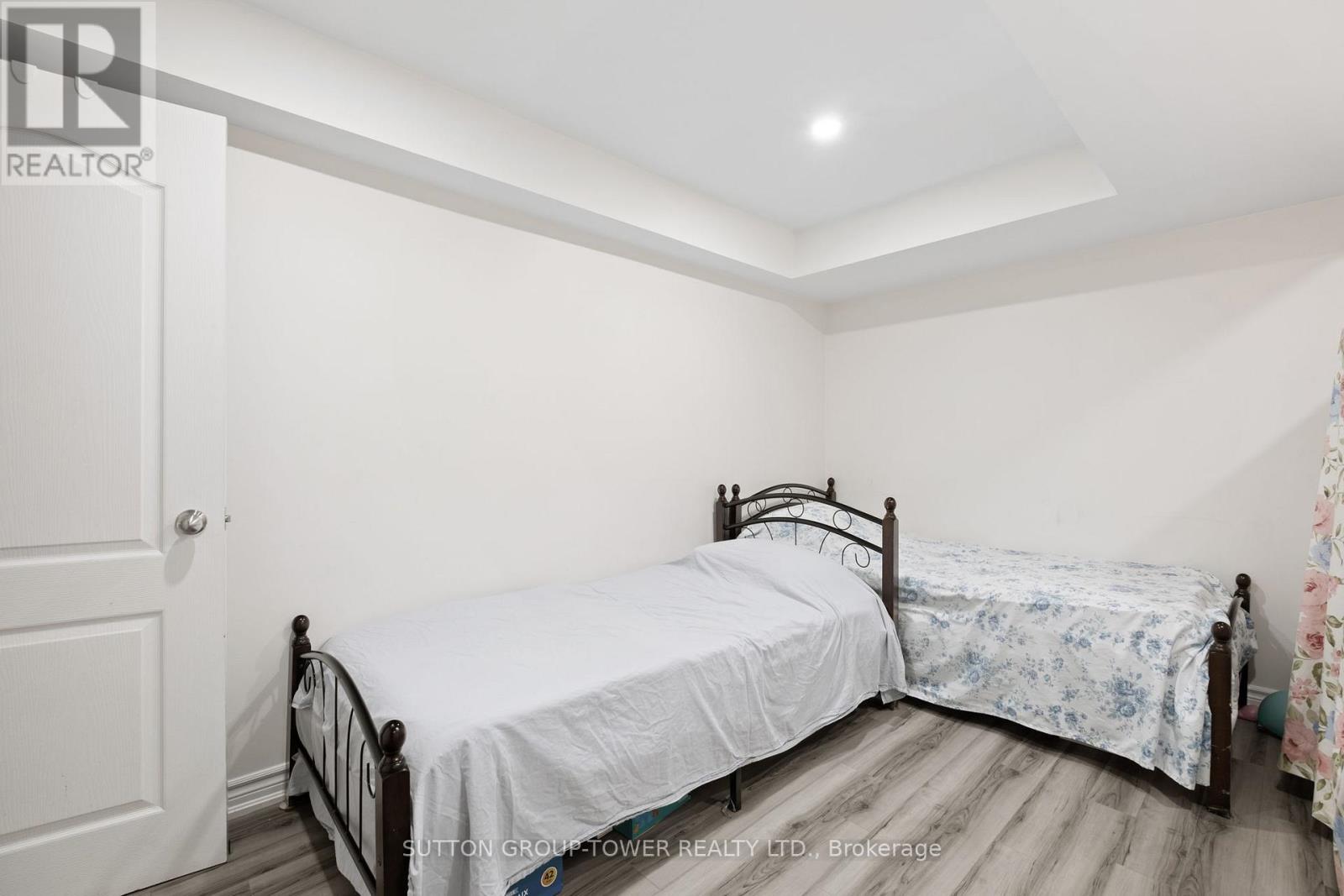 78 Romanelli Crescent, Bradford West Gwillimbury, Ontario  L3Z 0X7 - Photo 36 - N12940084