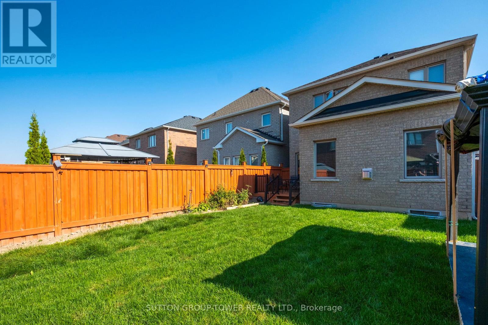 78 Romanelli Crescent, Bradford West Gwillimbury, Ontario  L3Z 0X7 - Photo 44 - N12940084