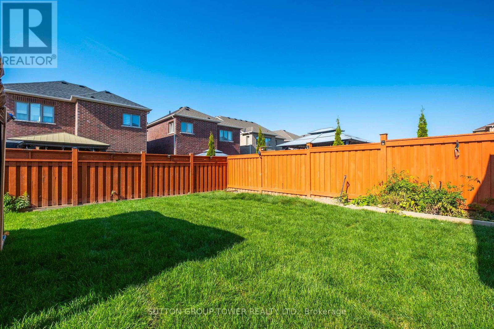 78 Romanelli Crescent, Bradford West Gwillimbury, Ontario  L3Z 0X7 - Photo 45 - N12940084