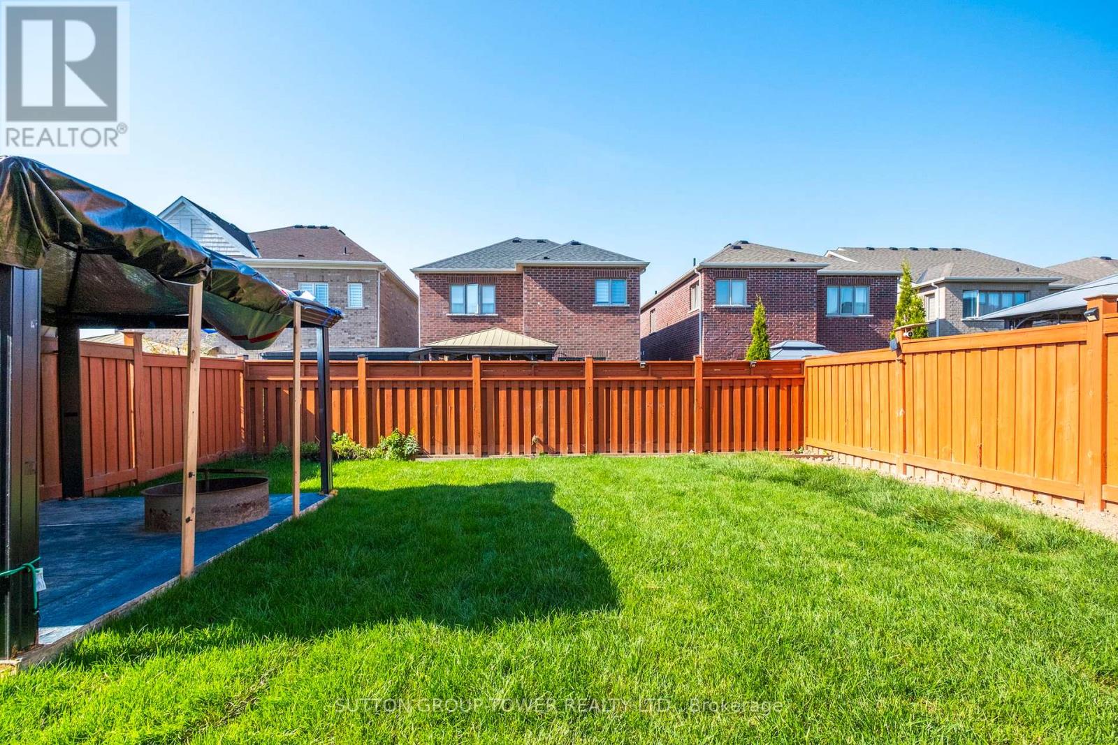 78 Romanelli Crescent, Bradford West Gwillimbury, Ontario  L3Z 0X7 - Photo 46 - N12940084