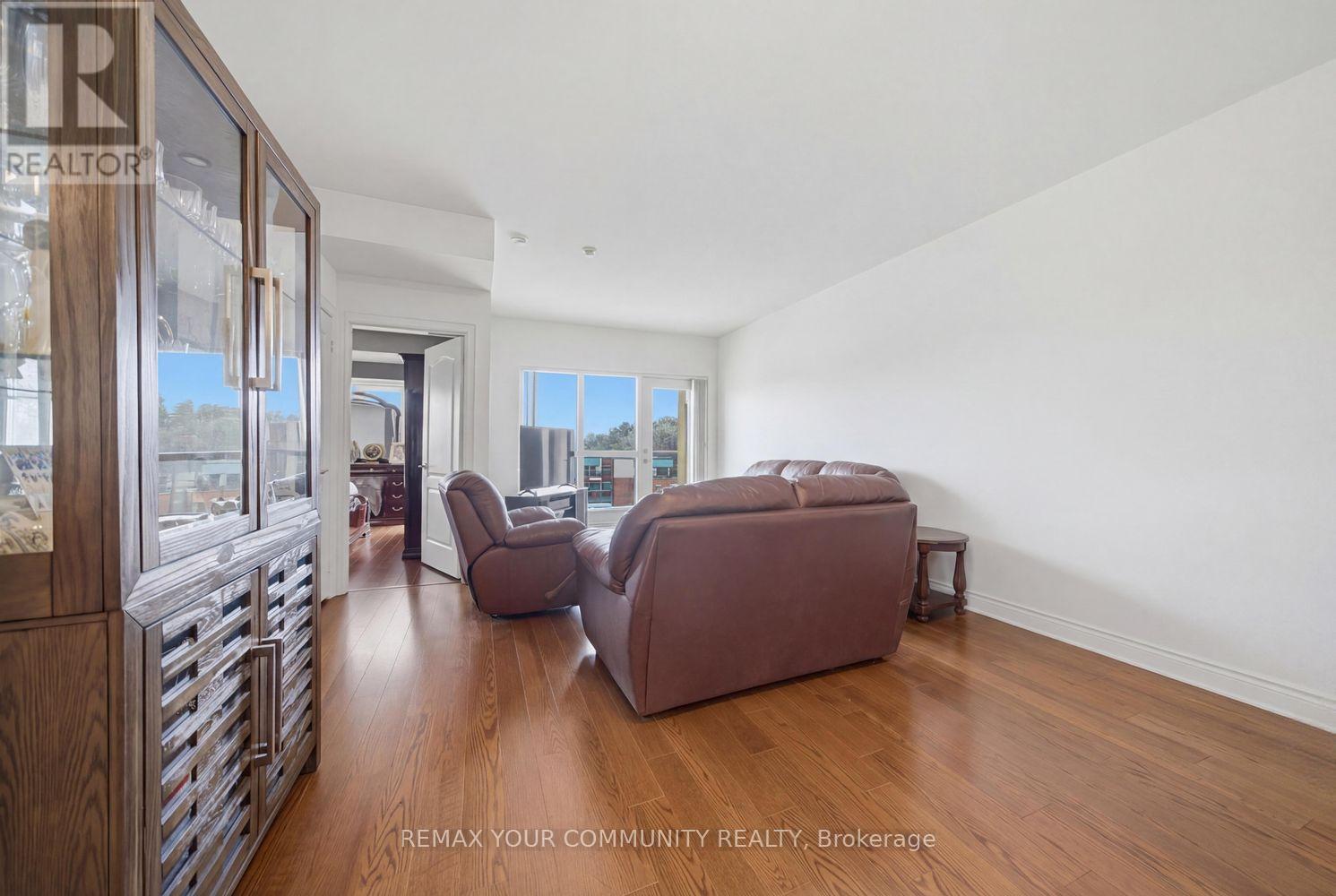 505 - 160 Woodbridge Avenue, Vaughan, Ontario  L4L 0B8 - Photo 8 - N12940092