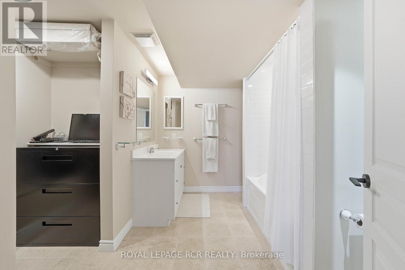 88 - 6 Danbrook Court, Aurora, Ontario  L4G 7S8 - Photo 33 - N12940122