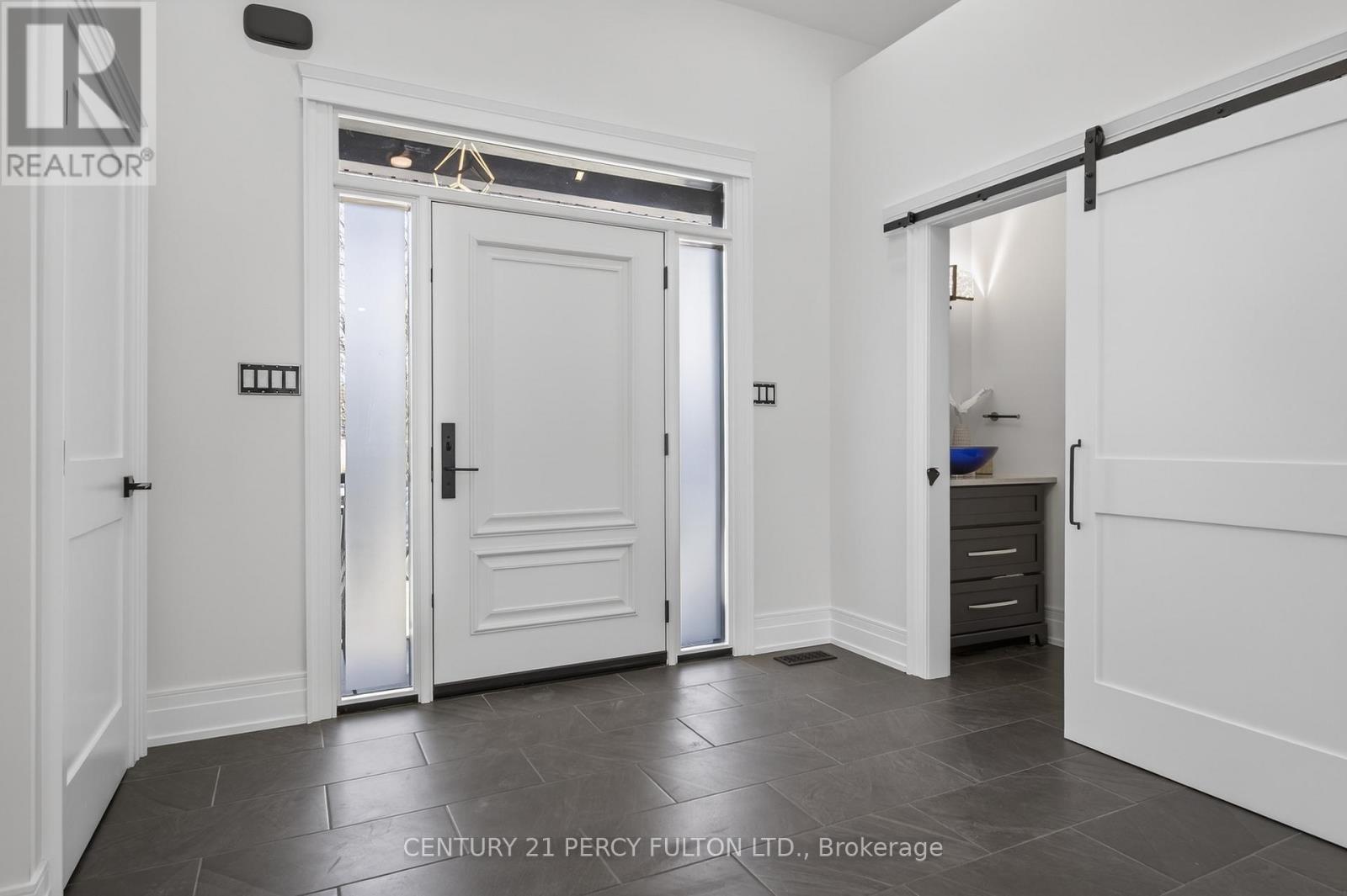 9243 County Road 1, Adjala-Tosorontio, Ontario  L0N 1P0 - Photo 3 - N12940146