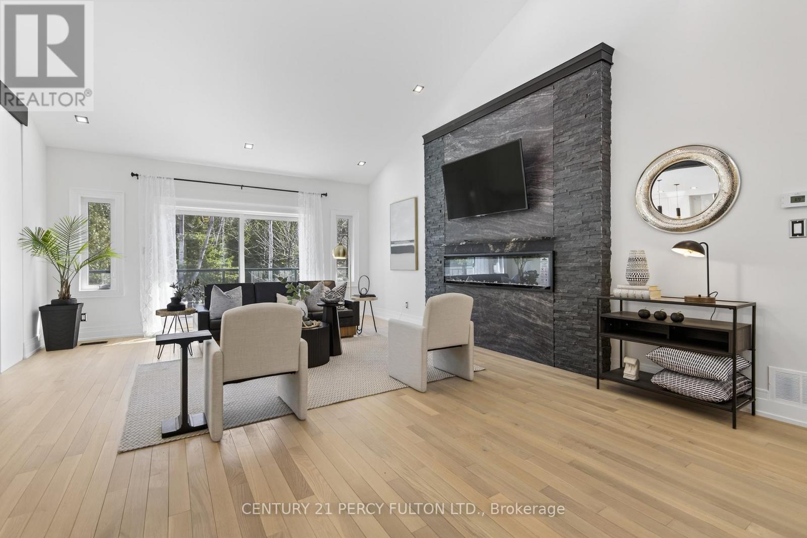 9243 County Road 1, Adjala-Tosorontio, Ontario  L0N 1P0 - Photo 5 - N12940146