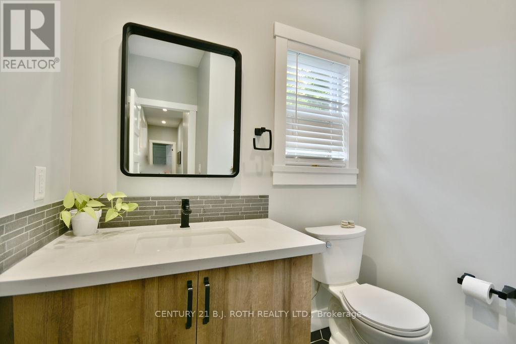 14 Edward Street W, Clearview, Ontario  L0M 1G0 - Photo 12 - S12939956