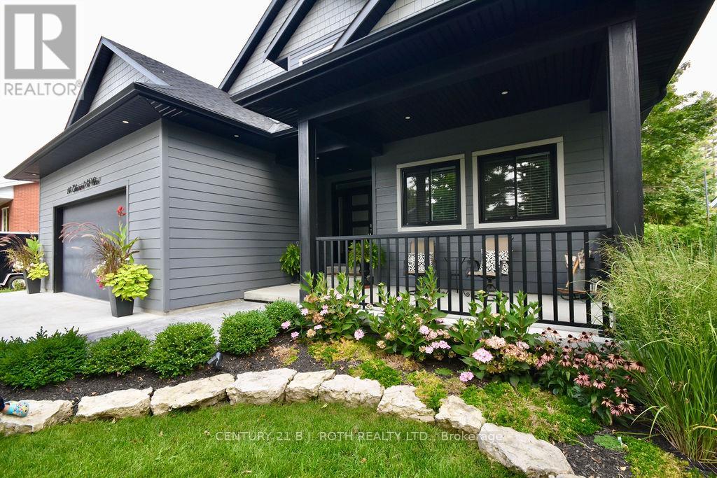 14 Edward Street W, Clearview, Ontario  L0M 1G0 - Photo 2 - S12939956