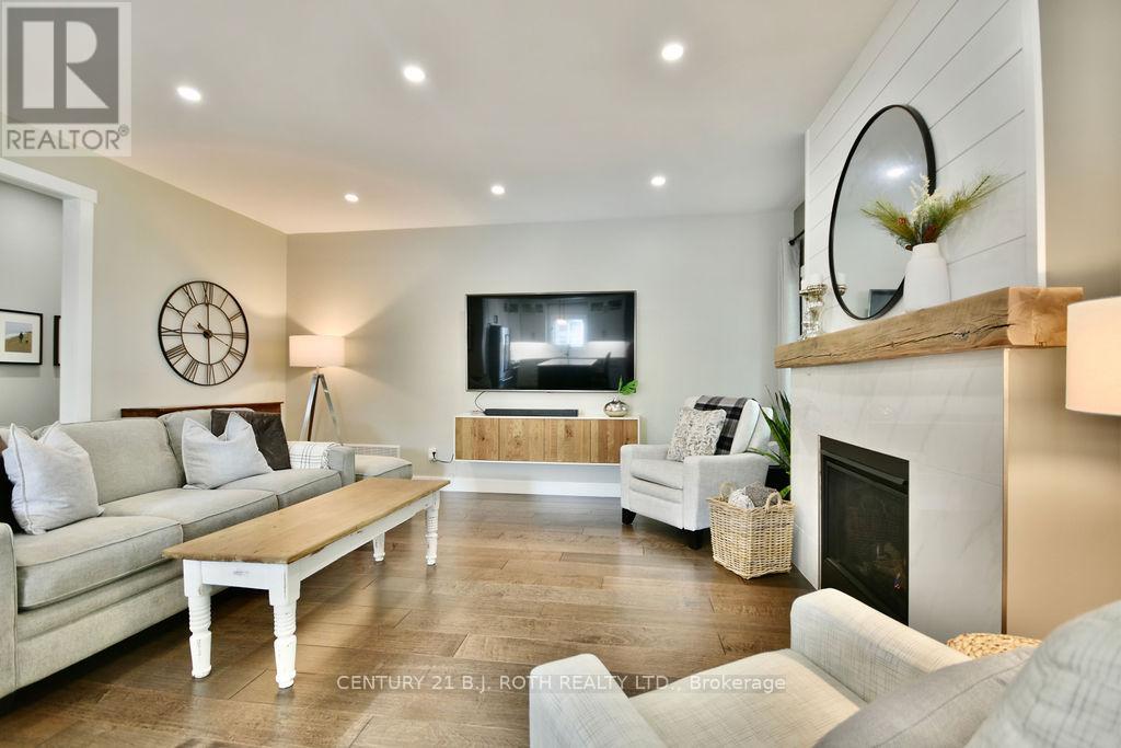 14 Edward Street W, Clearview, Ontario  L0M 1G0 - Photo 6 - S12939956