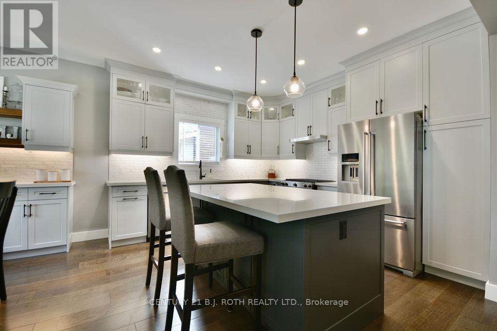 14 Edward Street W, Clearview, Ontario  L0M 1G0 - Photo 7 - S12939956