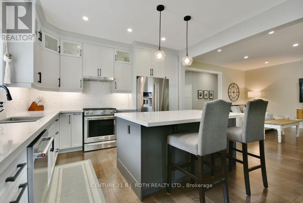 14 Edward Street W, Clearview, Ontario  L0M 1G0 - Photo 8 - S12939956