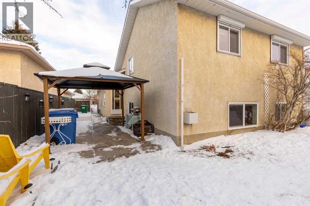 327 Heritage Crescent W, Lethbridge, Alberta  T1K 6V9 - Photo 36 - A2283658