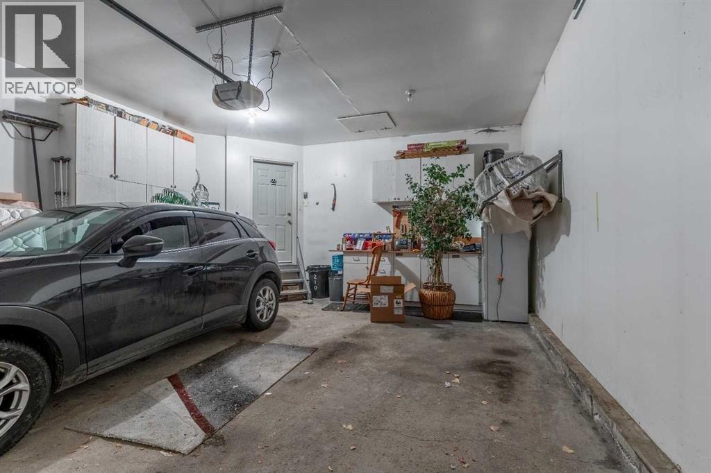 327 Heritage Crescent W, Lethbridge, Alberta  T1K 6V9 - Photo 32 - A2283658