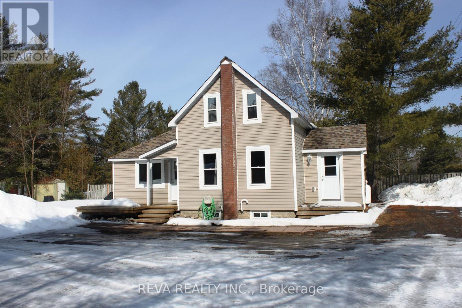 15615 Hwy 35 Highway, Algonquin Highlands, Ontario  K0M 1J2 - Photo 2 - X12940138