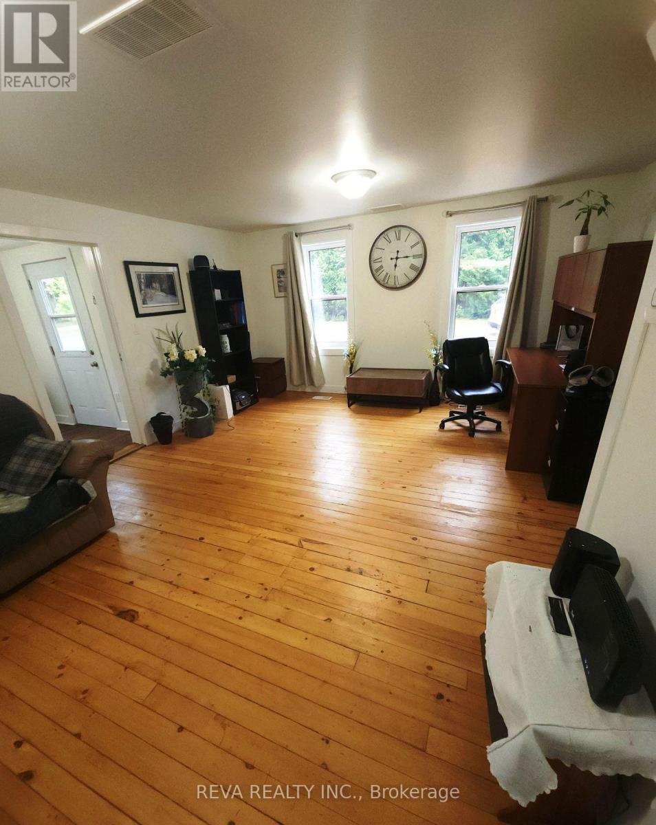 15615 Hwy 35 Highway, Algonquin Highlands, Ontario  K0M 1J2 - Photo 7 - X12940138