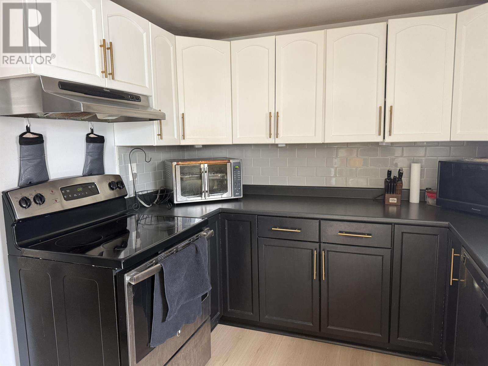 1010 Alberta Street, Thunder Bay, Ontario  P7C 3G2 - Photo 4 - TB2600569