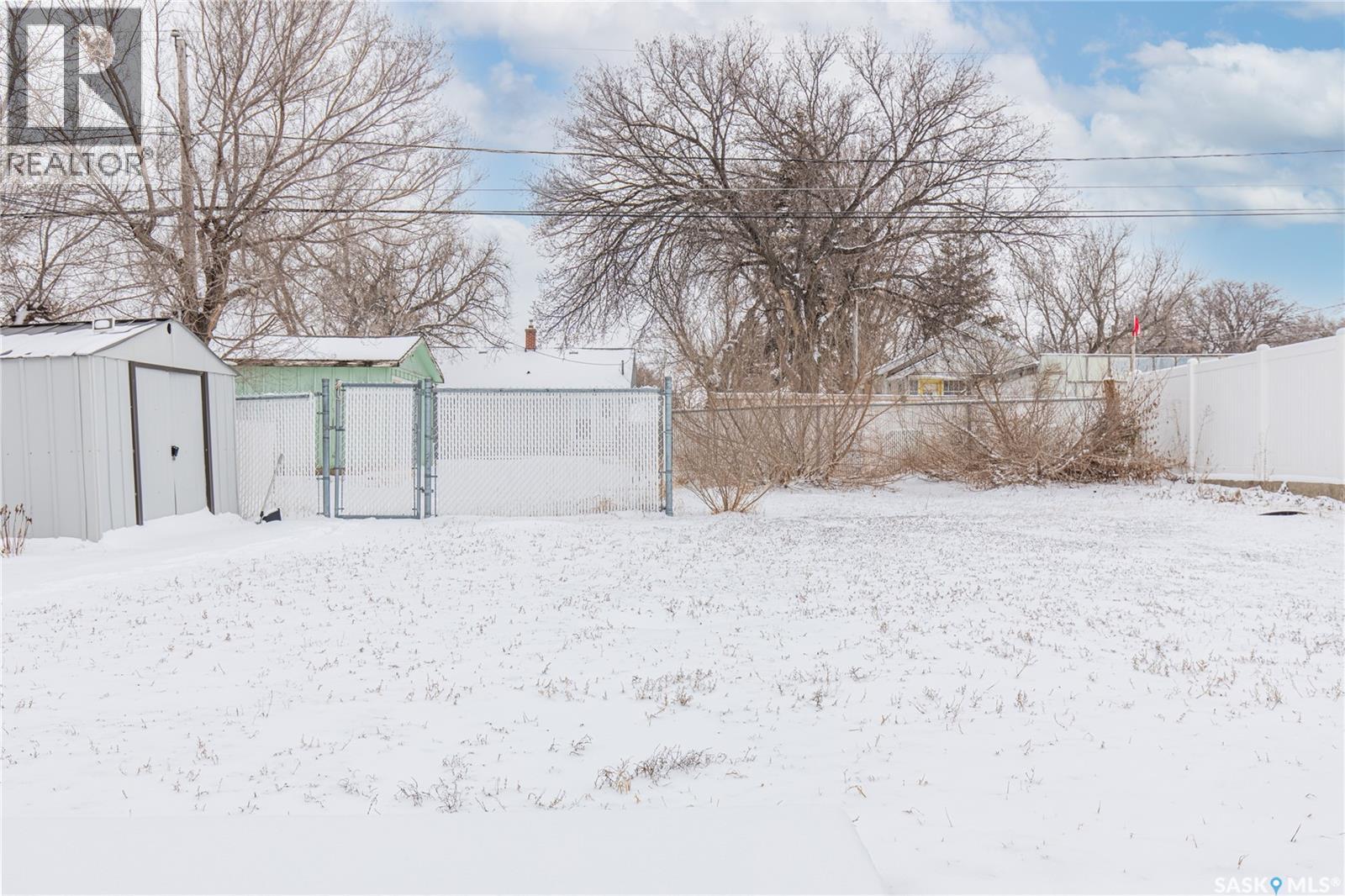 1170 5th Avenue Ne, Moose Jaw, Saskatchewan  S6H 1K8 - Photo 44 - SK031715