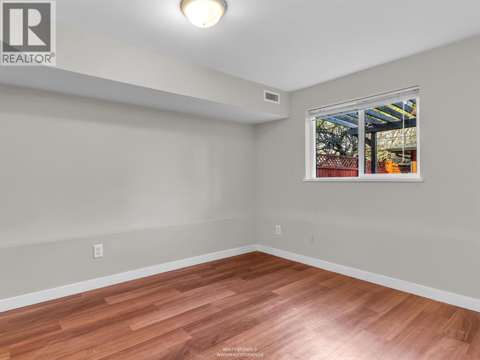 4446 Quebec Street, Vancouver, British Columbia  V5V 3L7 - Photo 31 - R3104473