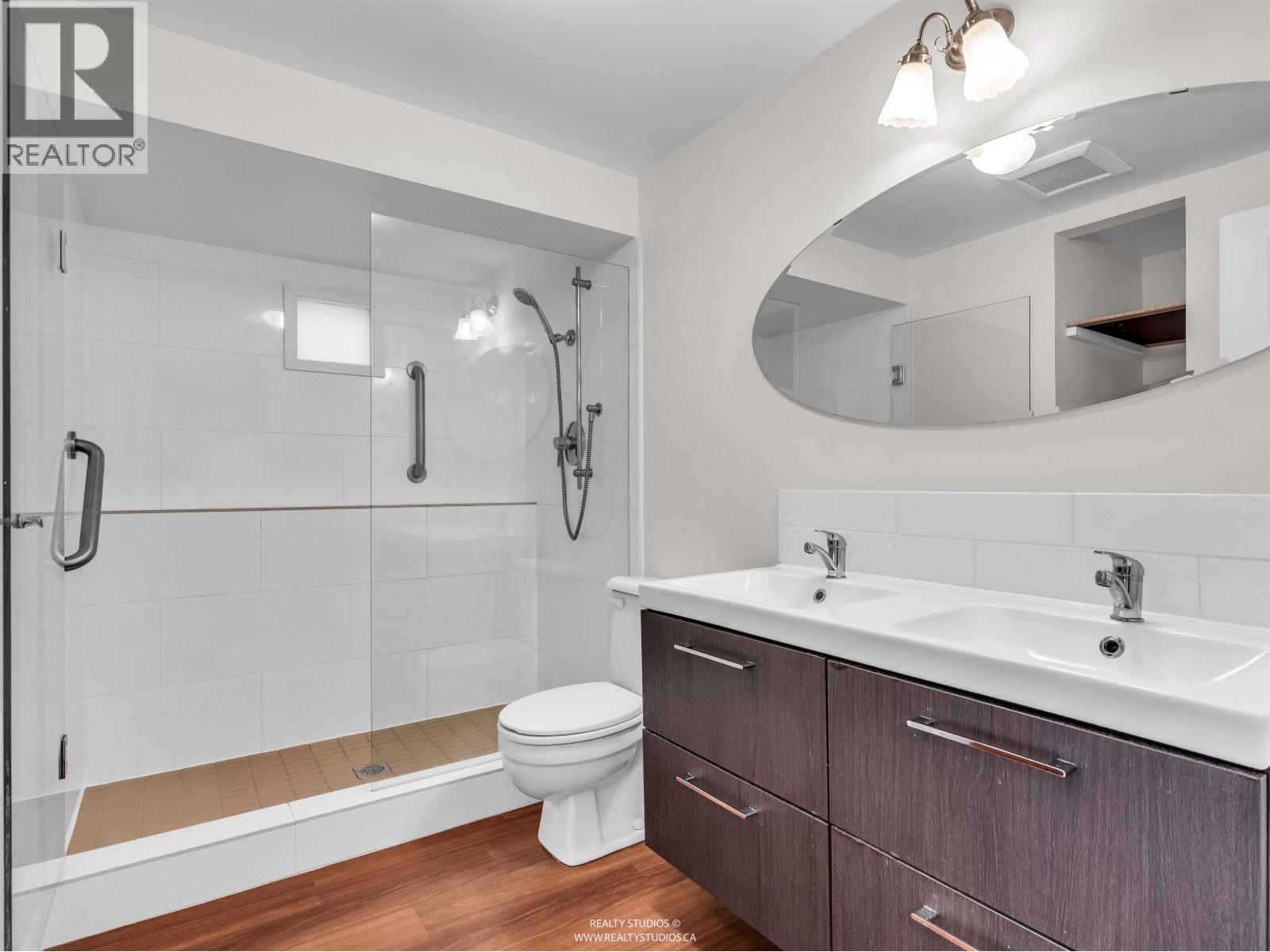 4446 Quebec Street, Vancouver, British Columbia  V5V 3L7 - Photo 30 - R3104473