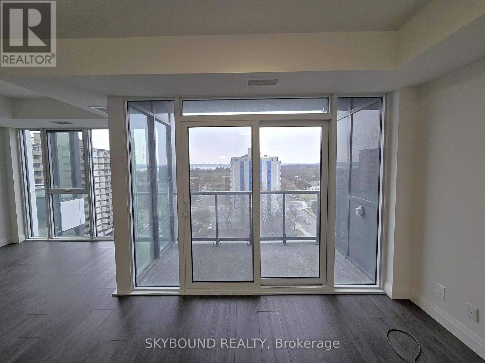 1008 - 500 Brock Avenue, Burlington, Ontario  L7S 0A5 - Photo 16 - W12939932