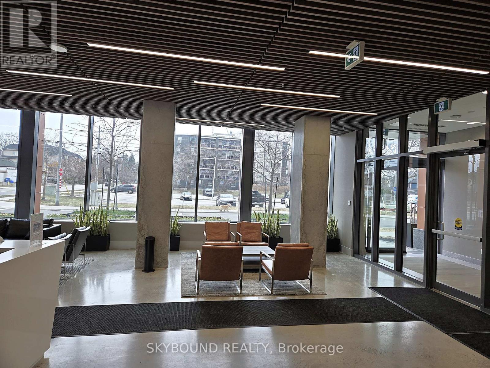 1008 - 500 Brock Avenue, Burlington, Ontario  L7S 0A5 - Photo 4 - W12939932