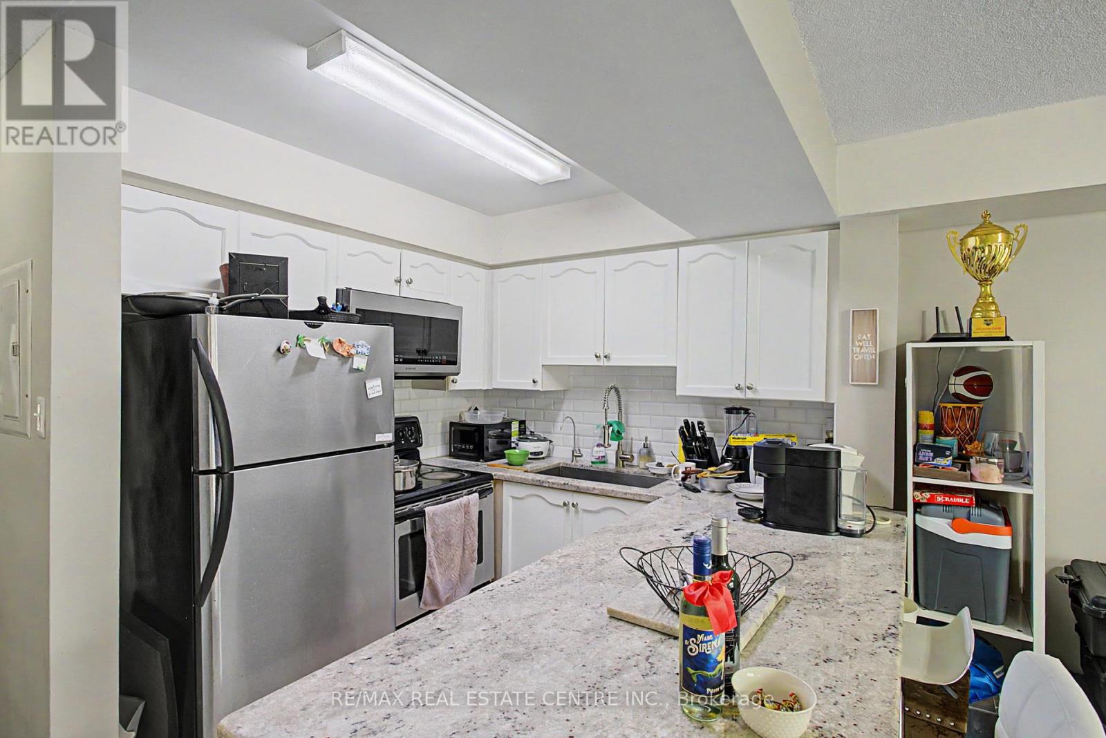 1013 - 85 George Appleton Way, Toronto, Ontario  M3M 0A2 - Photo 10 - W12940016